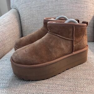 UGG Classic Ultra Mini Platform Boots Chestnut Suede Ankle 1135092 Womens Size 7